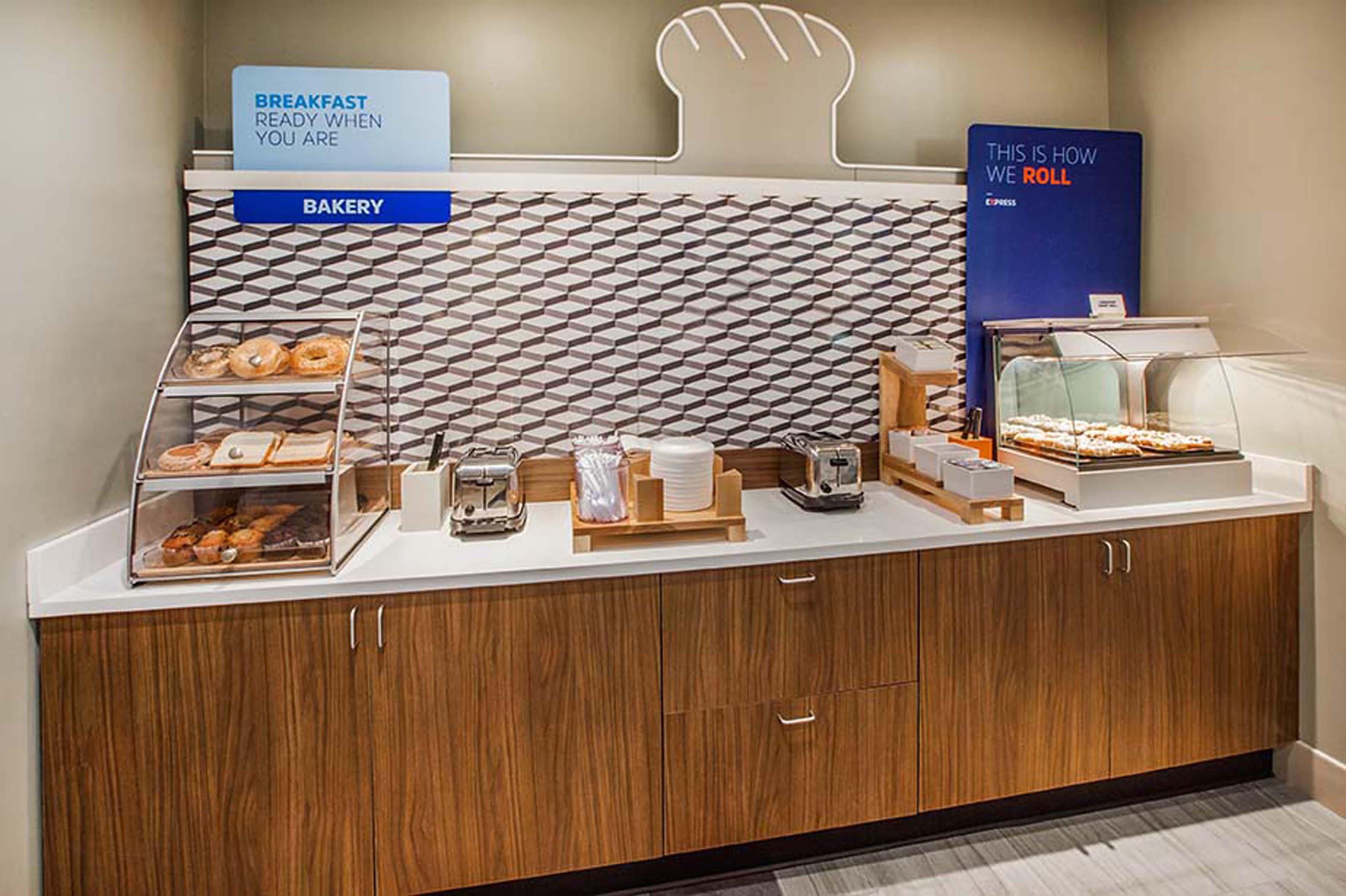 Holiday Inn Express & Suites Monroe By Ihg Extérieur photo