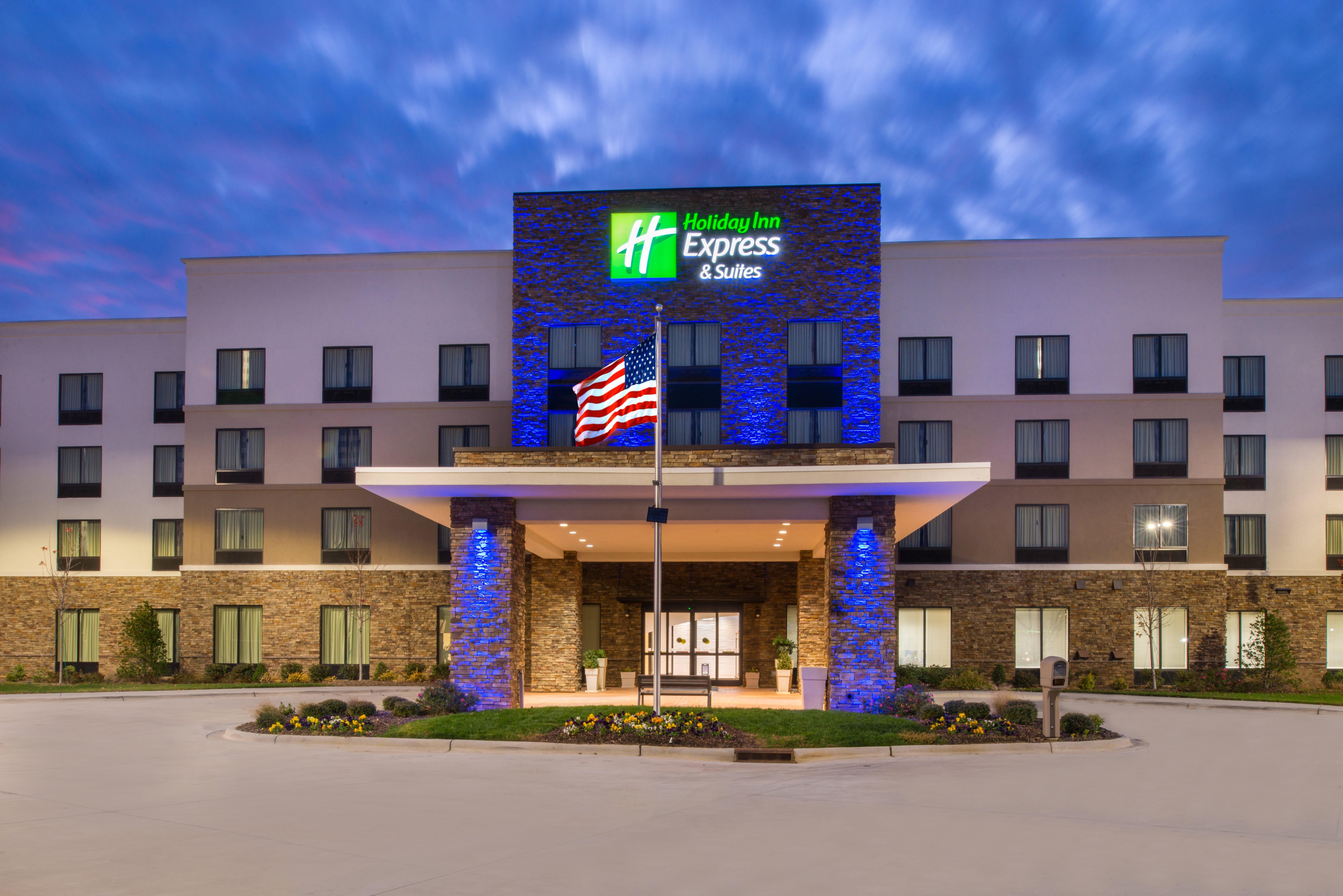 Holiday Inn Express & Suites Monroe By Ihg Extérieur photo