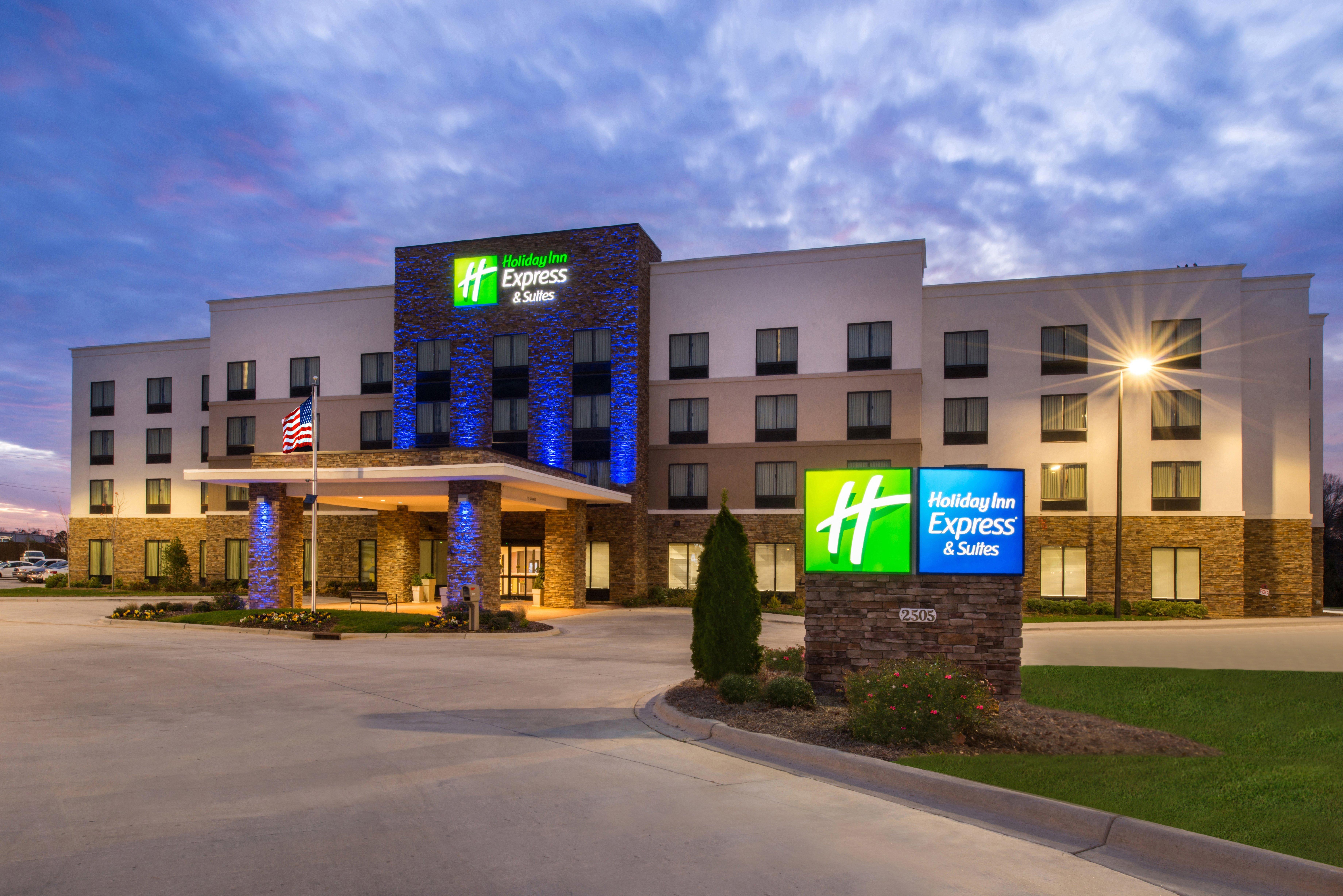Holiday Inn Express & Suites Monroe By Ihg Extérieur photo